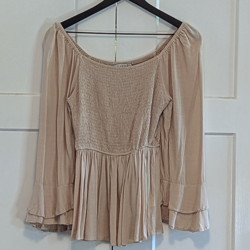 Hayden Blouse Bell Sleeves Peplum Romantic Sz Large Feminine Ruffles Excel Used